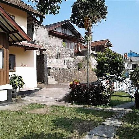 Villa Tunas Alam Mutiara Puncak Εξωτερικό φωτογραφία