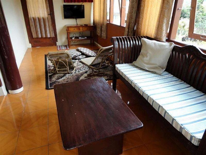 Villa Tunas Alam Mutiara Puncak Εξωτερικό φωτογραφία