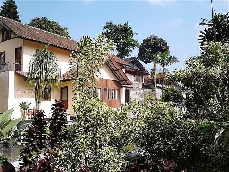Villa Tunas Alam Mutiara Puncak Εξωτερικό φωτογραφία