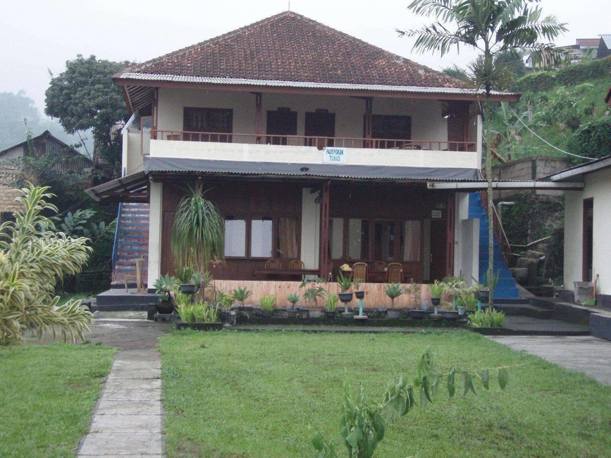 Villa Tunas Alam Mutiara Puncak Εξωτερικό φωτογραφία